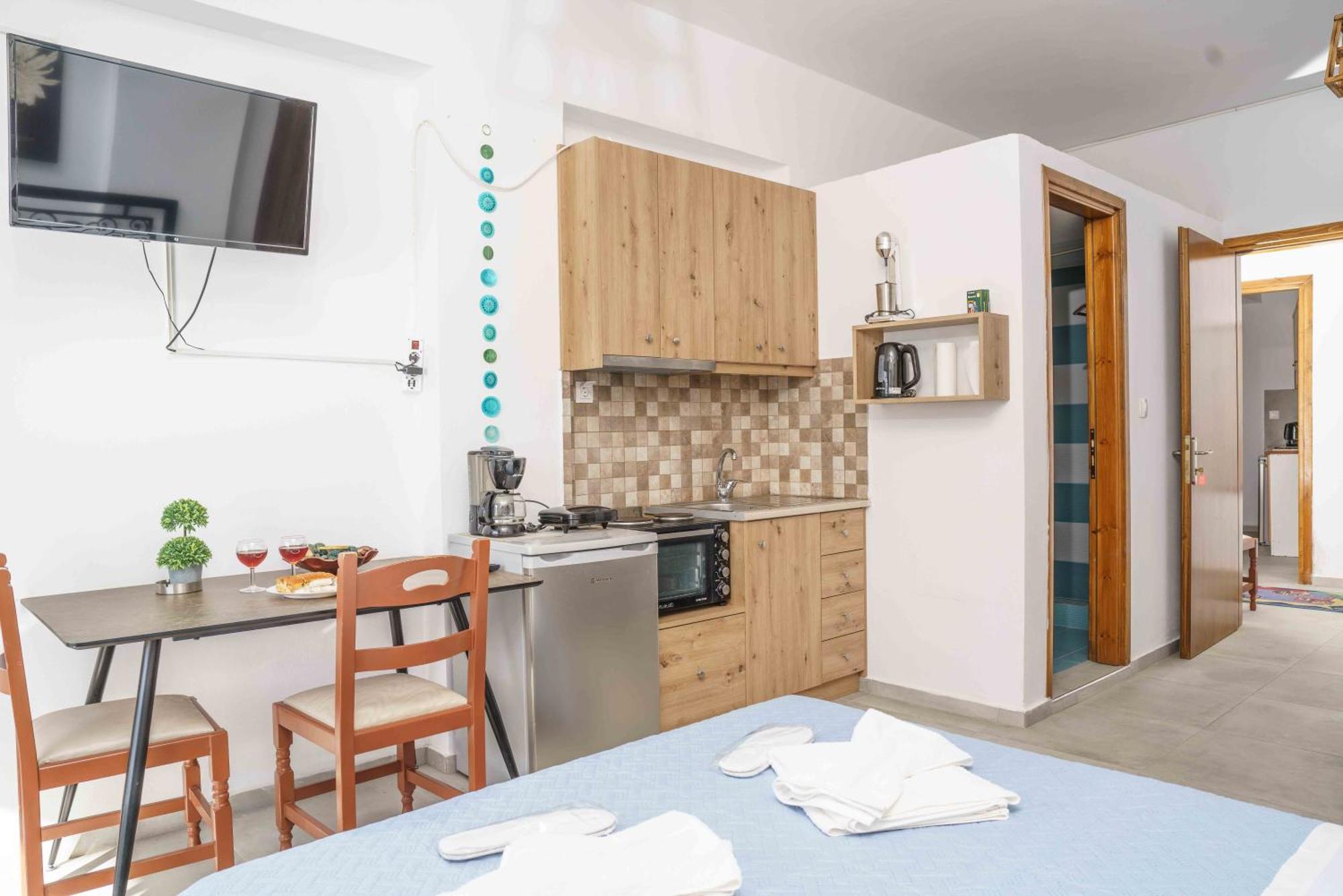 Ioannis Rooms Δωμάτια Με Θεα Στη Θαλασσα Paránimfoi Екстериор снимка